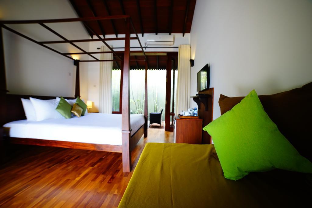 Lespri Grand Hotel Negombo Ruang foto